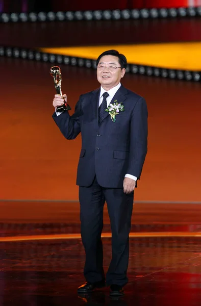 Jianyi Président China Faw Group Corporation Braque Son Trophée Lors — Photo