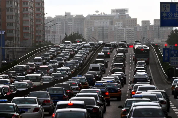 Massas Carros São Vistos Avenida Changan Pequim China Setembro 2009 — Fotografia de Stock
