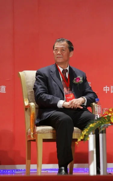 2010年1月17日 在中国北京举行的首届中国经济年会上 美国国家统计局 Nbs 首席经济学家姚景元出席了会议 — 图库照片