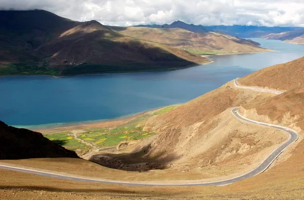 Paisagem Lago Yangzhuoyong Tibete China Agosto 2009 — Fotografia de Stock