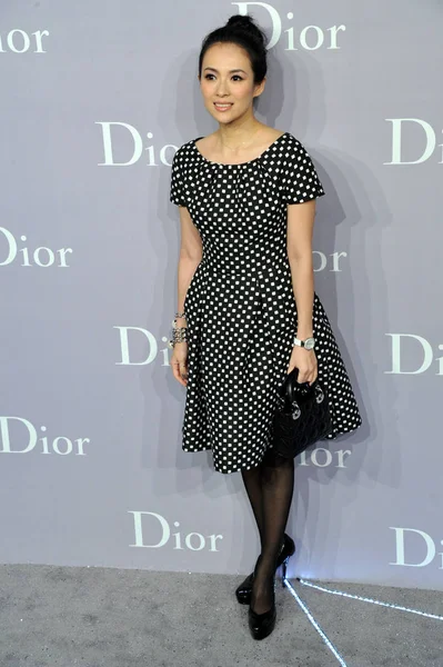 Китайська Актриса Чжан Цзиі Пози Церемонії Відкриття Dior Флагманський Магазин — стокове фото