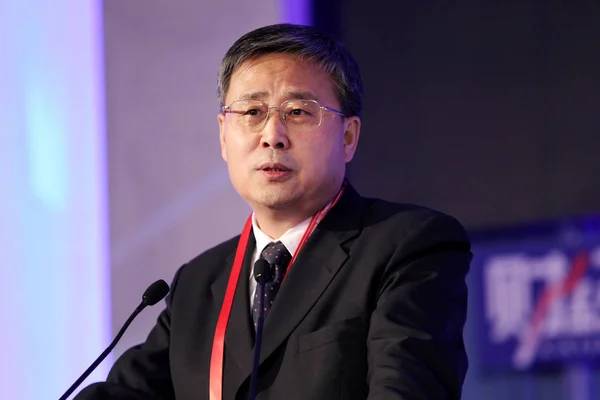 Guo Shuqing Ordförande För China Securities Regulatory Commission Levererar Ett — Stockfoto