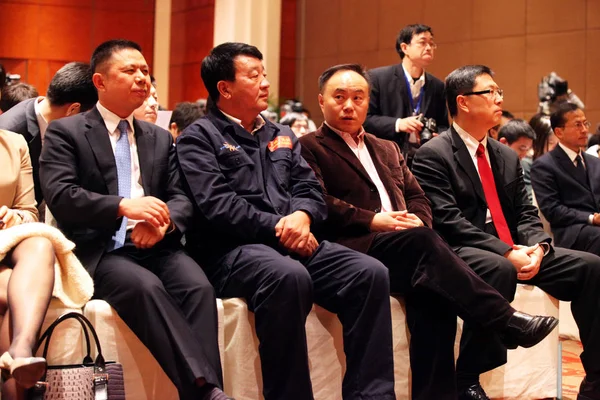 Desde Izquierda Gao Jifan Presidente Ceo Trina Solar Ltd Miao — Foto de Stock