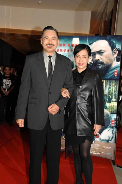 Actor Hong Kong Chow Yun Fat Izquierda Esposa Jasmine Tan — Foto de Stock