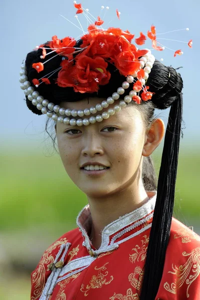 Una Giovane Donna Mosuo Stata Vista Villaggio Lijiang Provincia Sud — Foto Stock