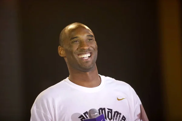 Nba Basketballer Kobe Bryant Van Los Angeles Lakers Zien Een — Stockfoto