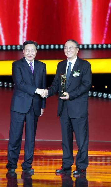 Liu Chuanzhi Droite Président Président Legend Holdings Limited Serre Main — Photo