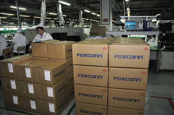 Foxconn Ürünleri Kutuları Shenzhen Şehir Foxconn Teknoloji Grubu Shenzhen Fabrikasında — Stok fotoğraf