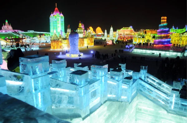 Isskulpturer Ses Öppningsceremonin Harbin International Och Snö Festival Harbin City — Stockfoto