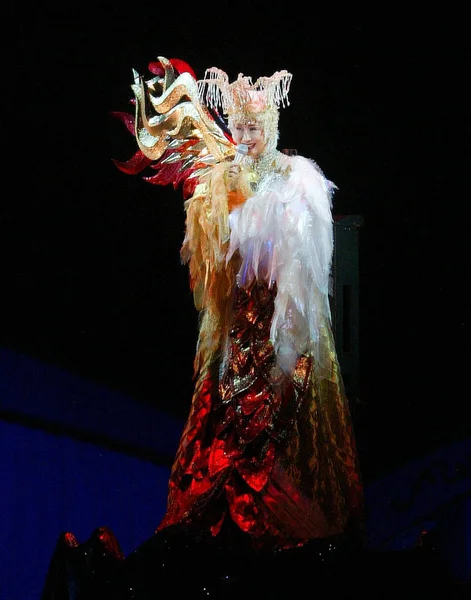 2010 日台北 台湾で彼女のコンサートで実行する日本の歌手小林幸子 — ストック写真