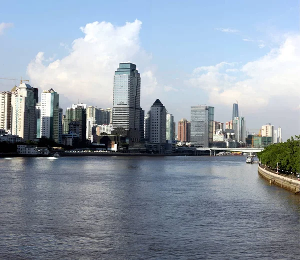 View Commercial Buildings Pearl River Zhujiang River Zhu River Guangzhou — Stock Photo, Image