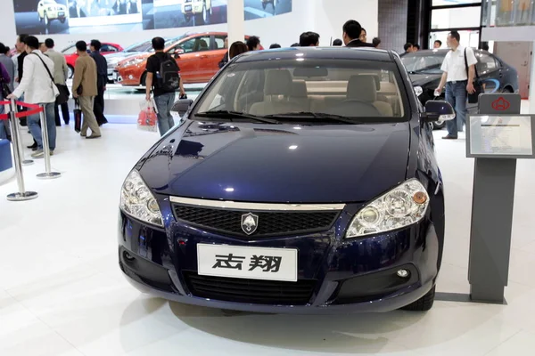 2009年4月27日在中国上海举行的第十三届上海国际汽车工业展览会上展出了长安汽车 有限公司生产的长安 — 图库照片