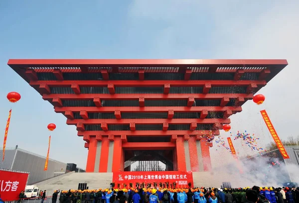 Chinese Bouwvak Werkers Worden Gezien Tijdens Voltooiing Ceremonie Van Het — Stockfoto