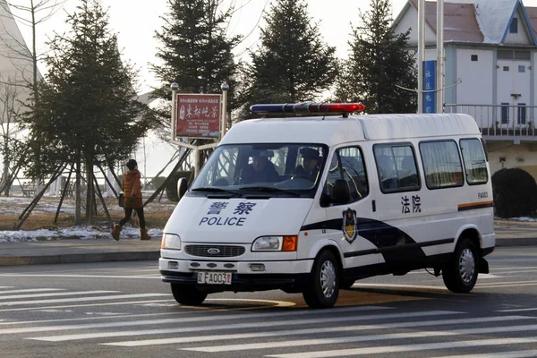 Police Car Escorts Former Chinese Soccer Referee Huang Junjie Who — Stock Photo, Image