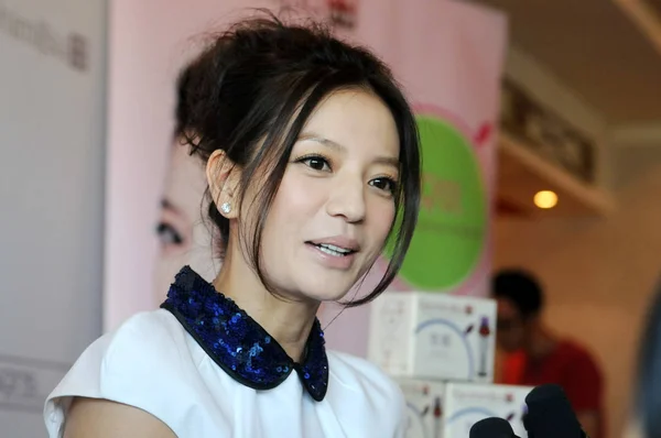 ファイル 中国の女優 ヴィッキー チャオ に出席 上海でのプロモーション イベント 2011 — ストック写真