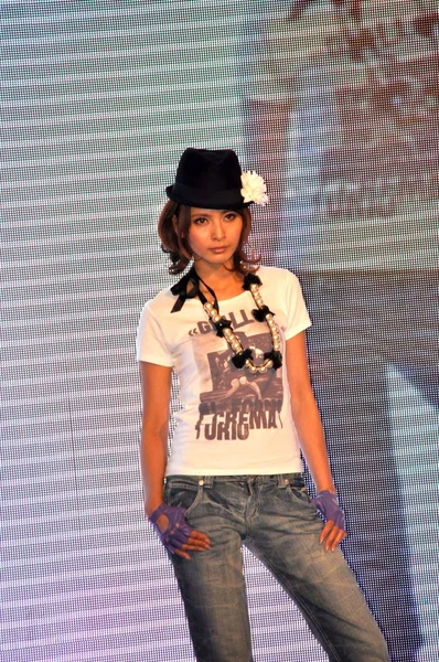 Japanisches Model Und Schauspielerin Natsuki Kato Paradiert Während Einer Modenschau — Stockfoto