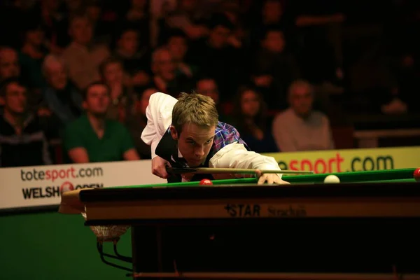 Allister Carter Aponta Enquanto Compete Contra Stephen Maguire Invisível Durante — Fotografia de Stock