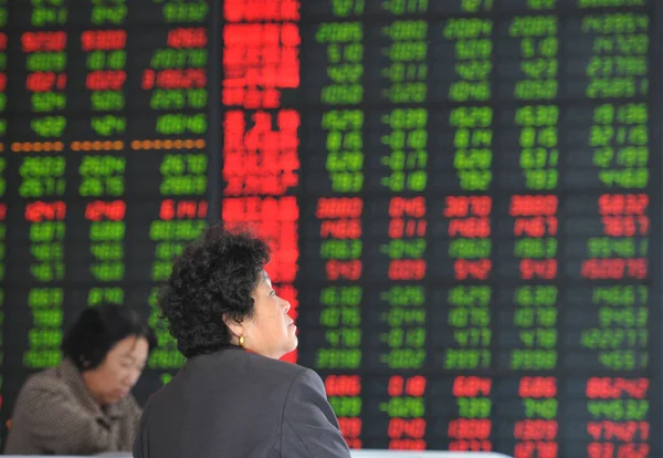 Investor Cina Melihat Harga Saham Hijau Untuk Harga Jatuh Sebuah — Stok Foto