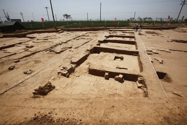 Вид Розкопок Гробницю Цао Xiu Відзначив Генерала Трьох Царств Період — стокове фото