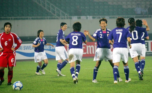 Los Jugadores Japón Celebran Gol Contra Myanmar Durante Partido Del —  Fotos de Stock