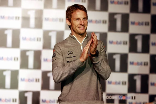 Brittiska Föraren Jenson Button Mclaren Mercedes Teamet Applåderar Reklamkampanj Shanghai — Stockfoto