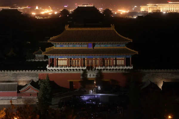 2010年3月27日 北京のアースアワーの間 紫禁城のライトが遮断されるのが見られます — ストック写真