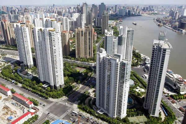 Vista Conjunto Luxuosos Edifícios Residenciais Lado Rio Huangpu Distrito Financeiro — Fotografia de Stock