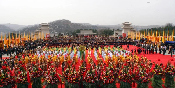 Vista Del Gran Ritual Para Adorar Emperador Huang Mausoleo Del — Foto de Stock