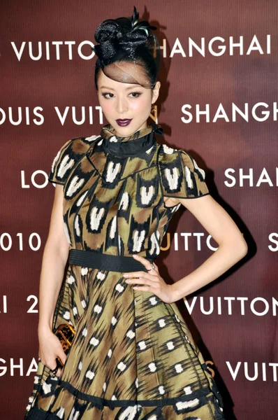 Actrice Chinoise Zhang Jingchu Pose Lors Cérémonie Ouverture Magasin Louis — Photo