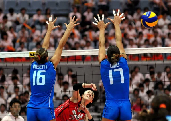 Lucia Bosetti Vänster Fram Och Simona Gioli Italien Försöka Blockera — Stockfoto