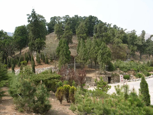 Vista Montaña Lugar Nacimiento Del Confucio Qufu Ciudad Jining Provincia —  Fotos de Stock