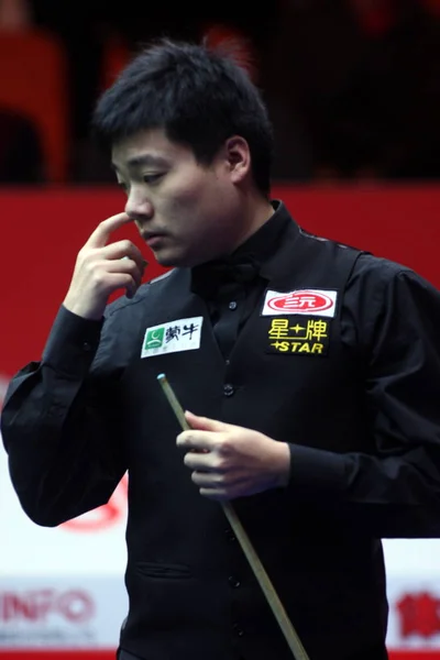 Ding Junhui China Considera Competir Contra Mark Selby Inglaterra Segunda — Fotografia de Stock