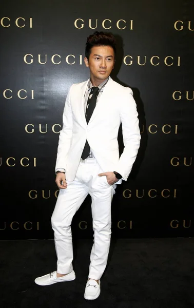 Taiwanesischer Sänger Und Schauspieler Alec Posiert Auf Der Zeitlosen Gucci — Stockfoto