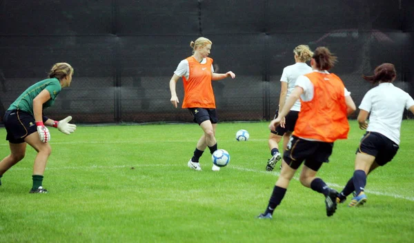 Los Jugadores Selección Australiana Fútbol Femenino Son Vistos Durante Una —  Fotos de Stock