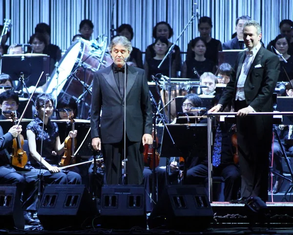 Італійський Тенор Андреа Бочеллі Видно Його Концерті Тайбей Тайвань Травня — стокове фото
