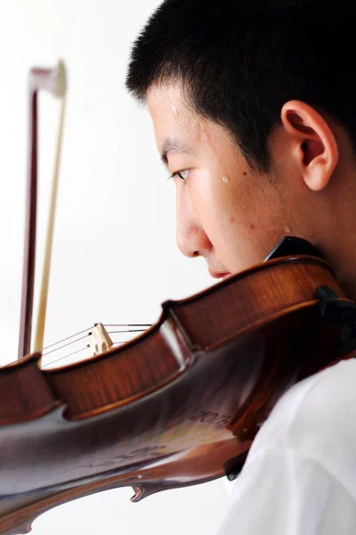 Bambino Cinese Impara Suonare Violino Nella Città Donggaocun Distretto Pinggu — Foto Stock