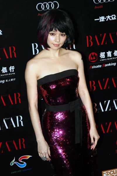 Taiwanese Actress Vivian Hsu Poses Prior Bazaar Charity Gala Shanghai — Stock Photo, Image