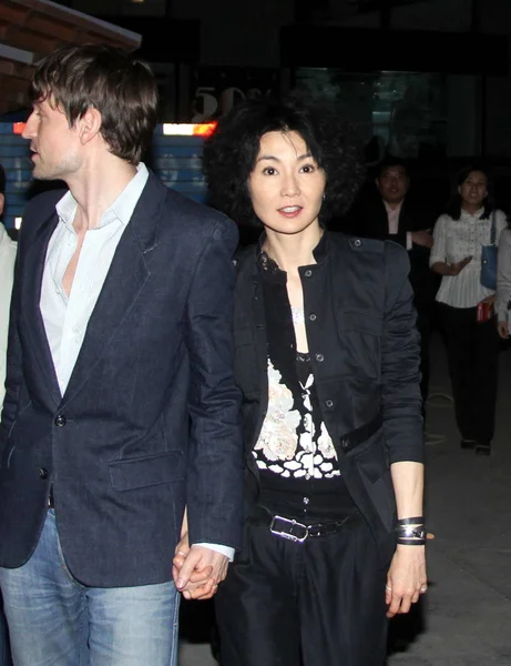 Hong Kong Schauspielerin Maggie Cheung Und Ihr Deutscher Architektenfreund Ole — Stockfoto