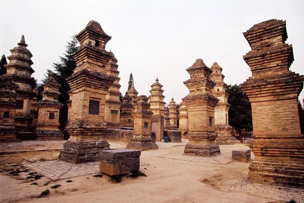 Blick Auf Den Pagodenwald Shaolin Tempel Auf Dem Songshan Berg — Stockfoto