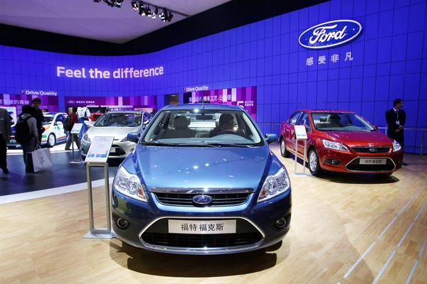 Ford Focus Autos Werden Auf Der Internationalen Automobil Ausstellung Peking — Stockfoto