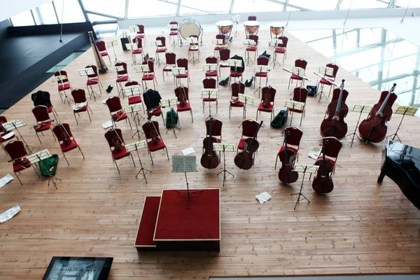 Las Instalaciones Orquesta Exhiben Dentro Del Pabellón Italia Sitio Expo —  Fotos de Stock