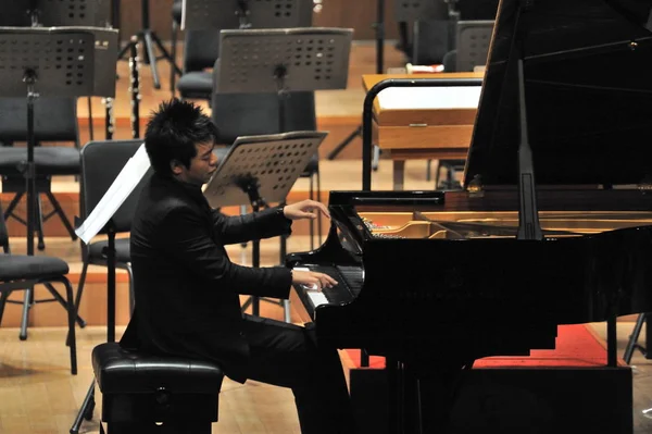 Čínský Klavírista Lang Lang Provádí Jeho Koncertě Šanghaji Číně Května — Stock fotografie
