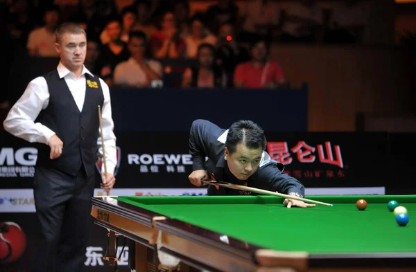 Kínai Amatőr Snooker Játékos Jun Jobbra Roewe Amatőr Masters 2010 — Stock Fotó