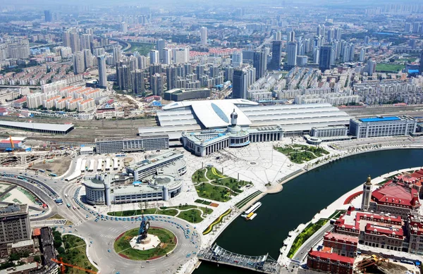Letecký Pohled Železniční Stanici Tianjin Shluky Moderních Kanceláří Bytových Domů — Stock fotografie