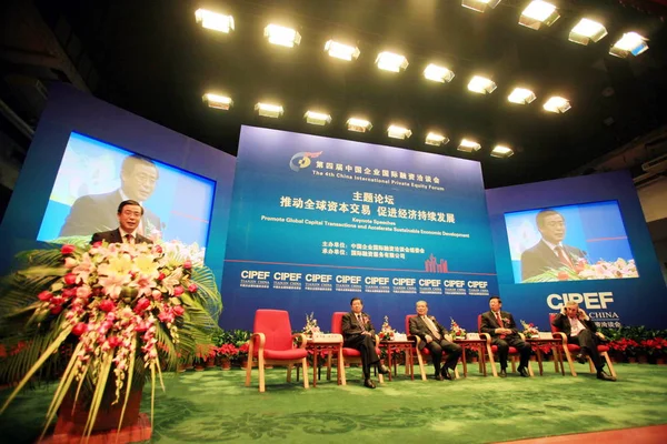 Cui Jindu Zástupce Starosty Tianjin Místopředsedy Cipefa Mezinárodní Fórum Soukromém — Stock fotografie