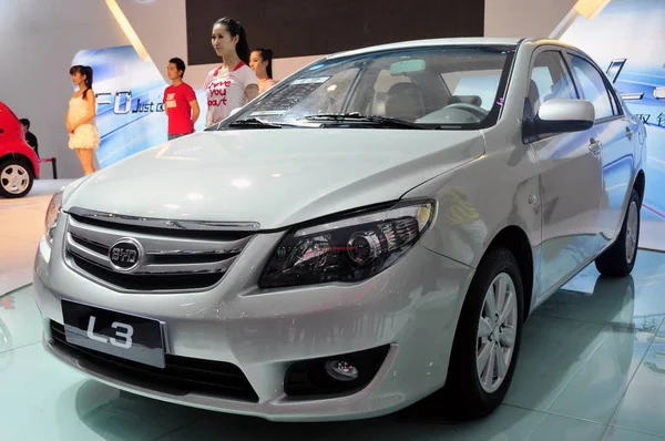 Byd Muestra Una Exposición Automóviles Shenzhen Sur Provincia Chinas Guangdong — Foto de Stock