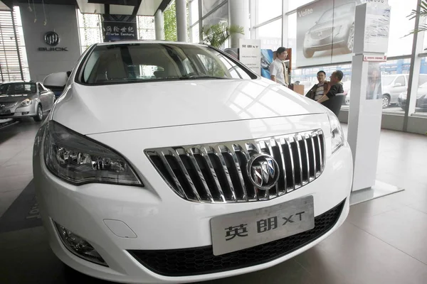 Een Buick Excelle Van Shanghai Joint Venture Tussen Saic General — Stockfoto