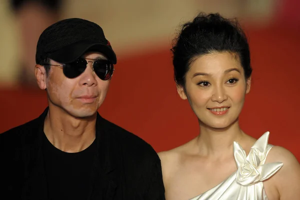 Diretor Chinês Feng Xiaogang Esposa Fan Posam Tapete Vermelho Antes — Fotografia de Stock