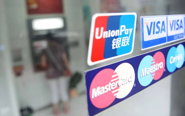 Mastercard logosu Stock Photos, Royalty Free Mastercard logosu Images ...