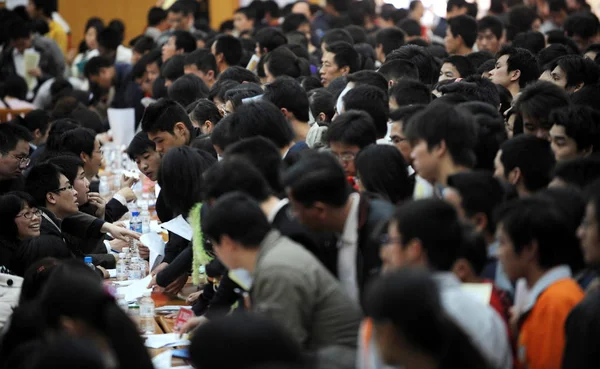 Chinesische Arbeitssuchende Drängen Sich Auf Einer Jobmesse Xiamen City Provinz — Stockfoto